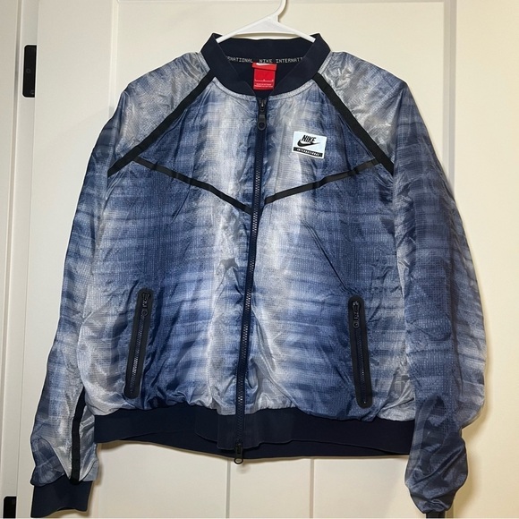 Nike Jackets & Blazers - Nike International Women's Bomber Jacket Obsidian 827433-449 Size Large